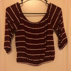 Red crop shirt, shoulders out